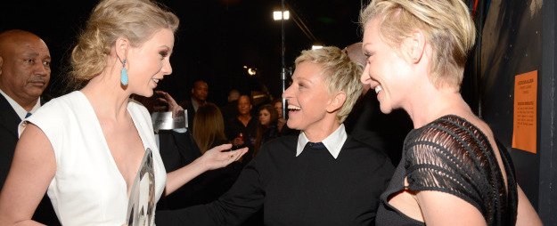 2013 People's Choice Awards - Backstage And Audience